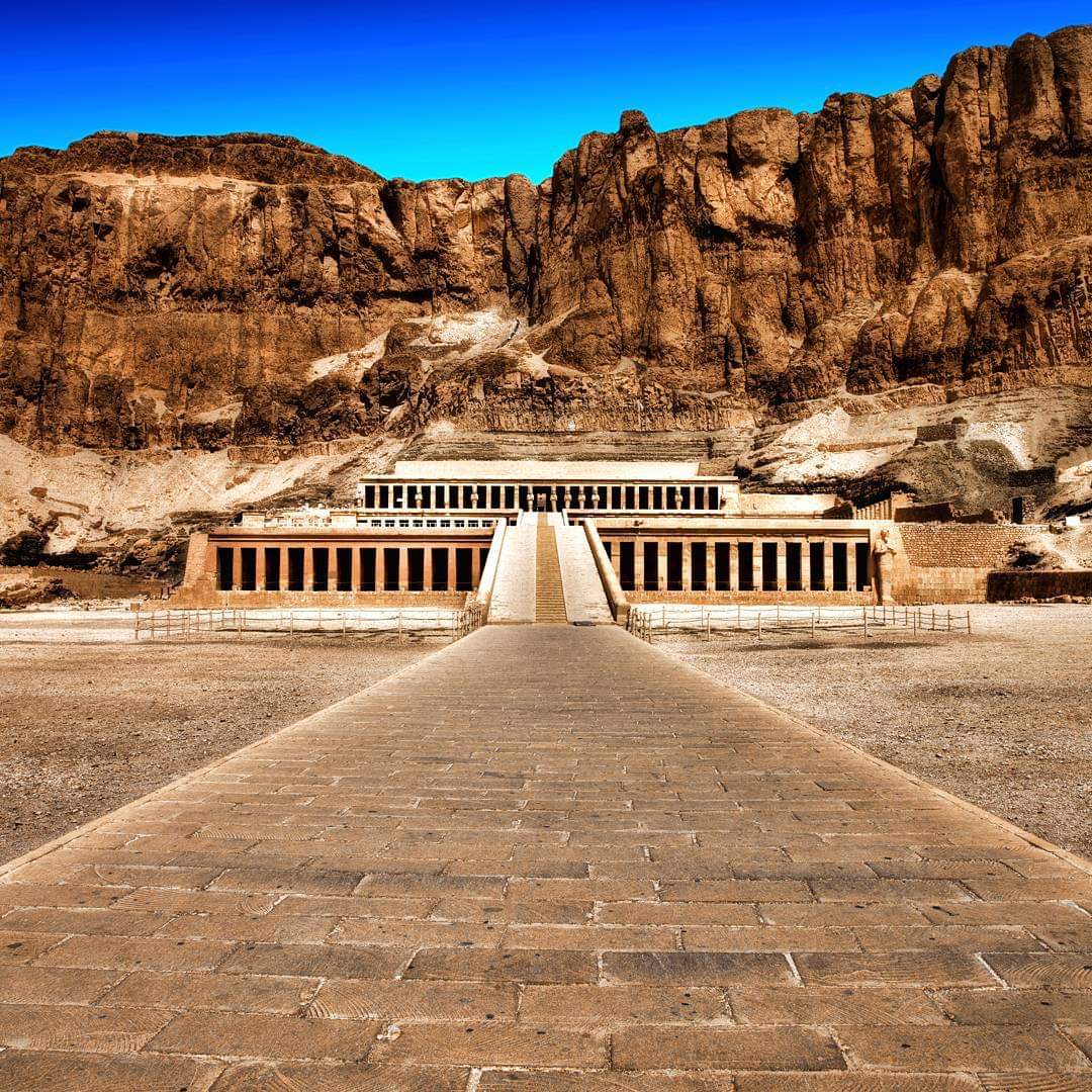 Luxor west bank tour ( Valleys of the kings & Hatshepsut temple)